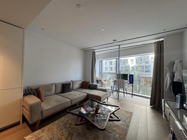 House for rent in Nine Elms, Greater London