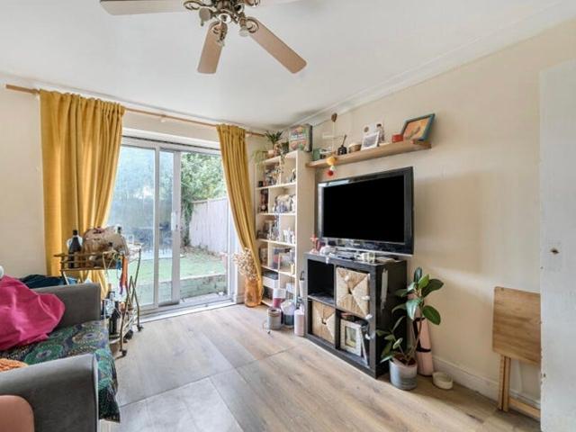 Apartment for rent in London Borough of Croydon, South Norwood