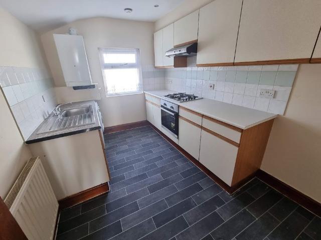 Apartment for rent in London Borough of Croydon, Thornton Heath