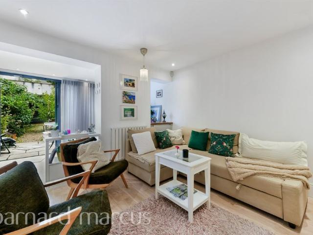 House for rent in London Borough of Croydon, Greater London