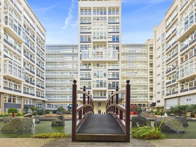 Studio for rent in Elephant and Castle, Greater London