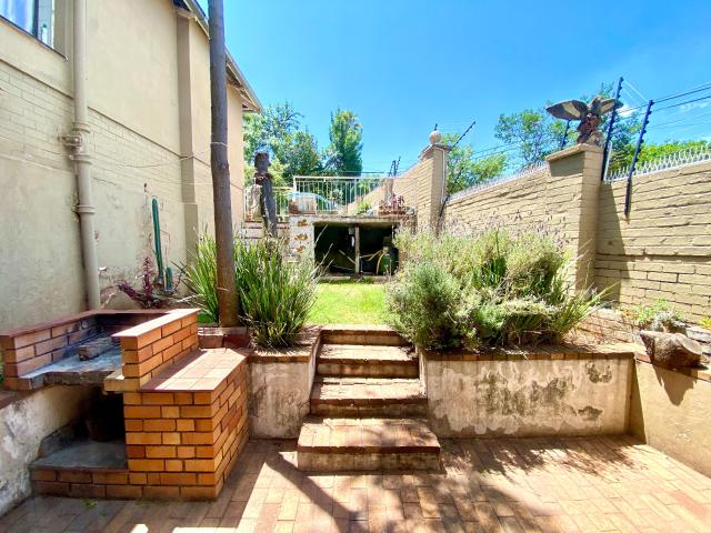 Apartment for rent in Farrarmere Gardens, City of Ekurhuleni Metropolitan Municipality