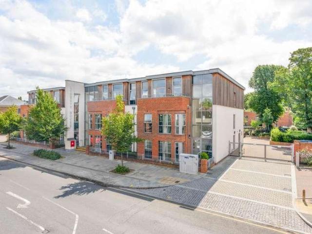 Property for sale in London Borough of Merton, Merton Park