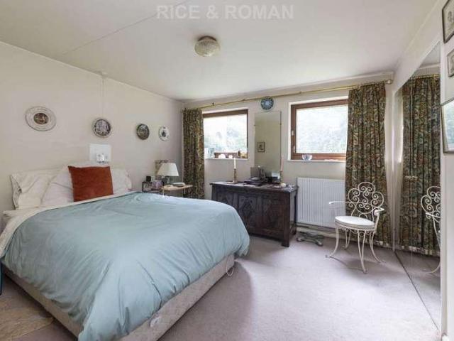 Property for sale in Sunningdale
