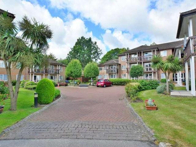 Property for sale in Tricketts Cross, Ferndown