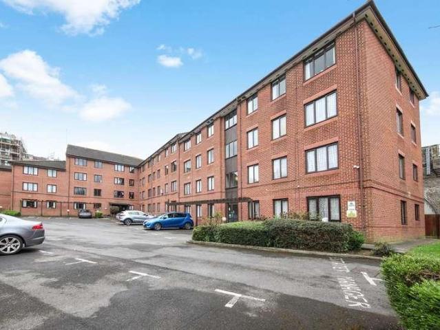 Property for sale in Lane, Greater London