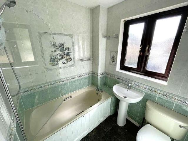 Property for sale in Olney