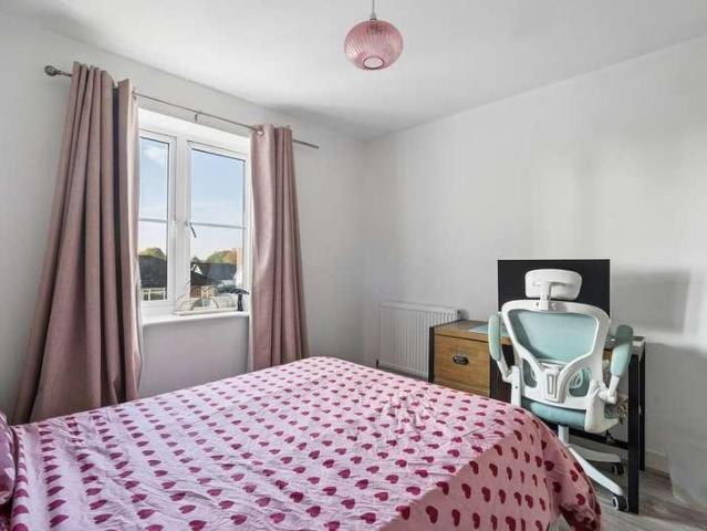 Property for sale in Wexham and Ivers Community Board, Richings Park
