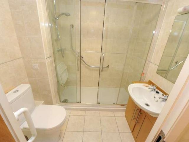Property for sale in Wrose, West Yorkshire