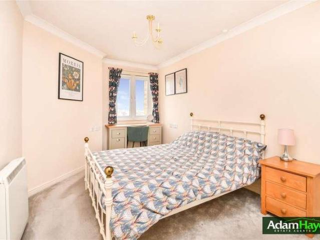 Property for sale in Finchley, Greater London