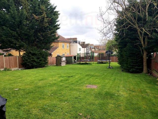 Property for sale in Hendon, Greater London