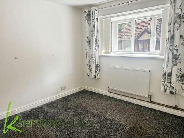 Flat for sale in Heaton, Lee Bank
