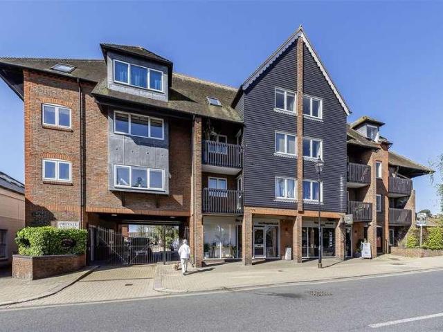 Property for sale in Arundel, Clapham