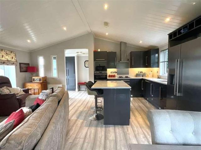 Property for sale in East Hill, The Butts