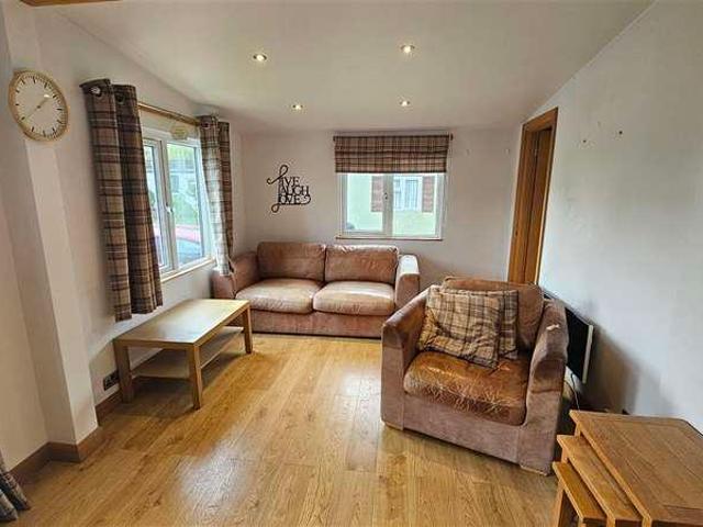 Property for sale in East Hill, The Butts