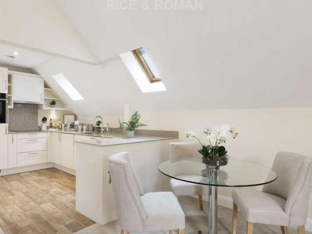 Property for sale in Buckler's Park, Crowthorne