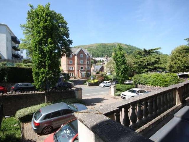 Property for sale in Great Malvern, Forthampton