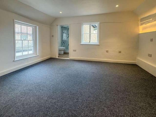 Property for sale in Chelmondiston, Suffolk