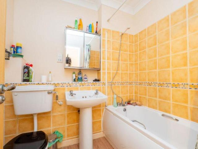 Property for sale in Roundshaw, Greater London