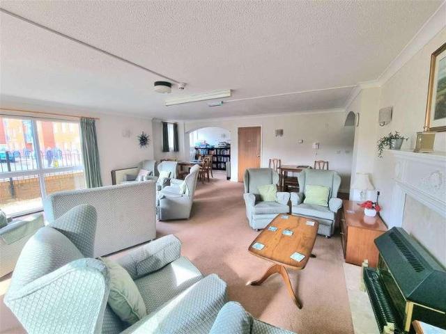 Property for sale in Lee-on-the-Solent, Middlecroft