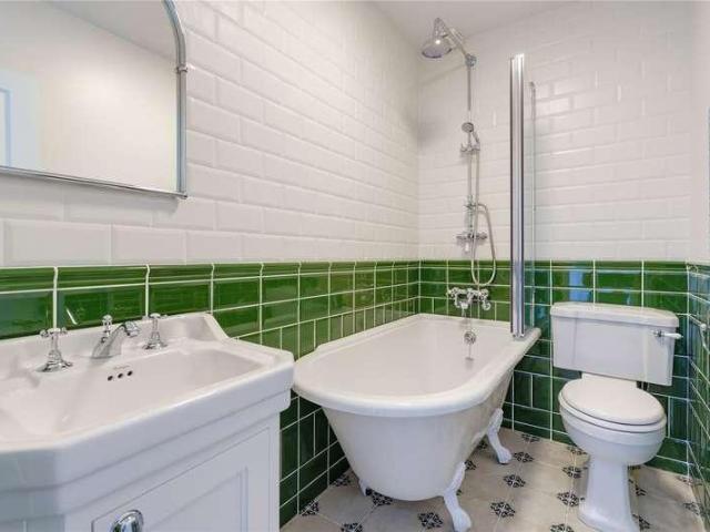 Property for sale in Clapham Junction, Greater London