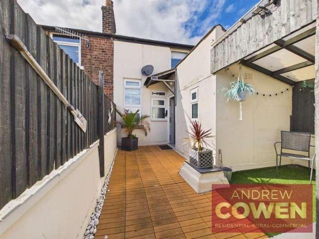 Property for sale in The Old Town, Kepwick