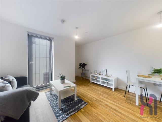 Room for rent in Baltic Triangle, Calderstones
