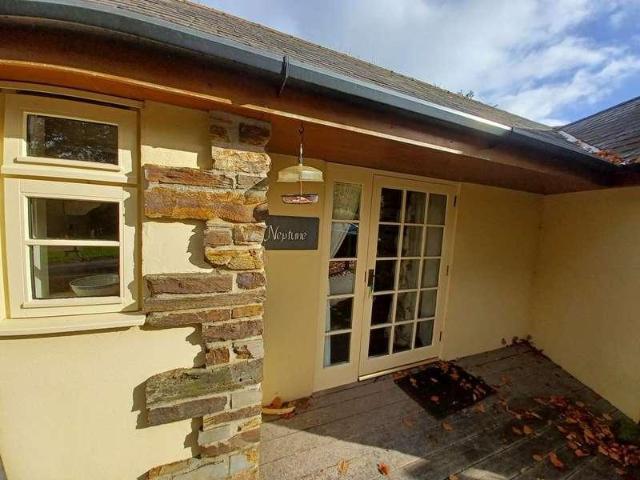 Studio for rent in Looe, Cornwall