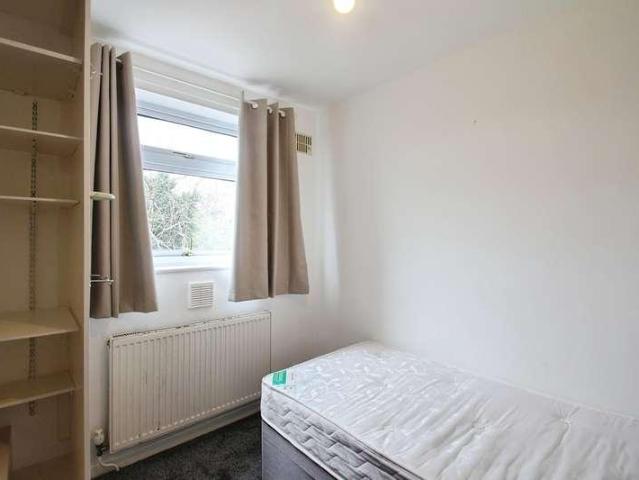 House for rent in Iver, Richings Park