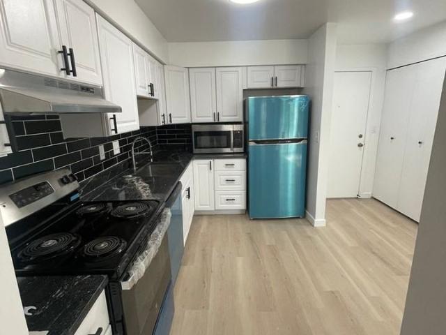 Condo for rent in Commerce Township, Michigan
