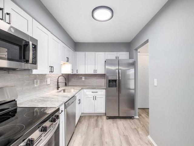 Condo for rent in Commerce Township, Michigan