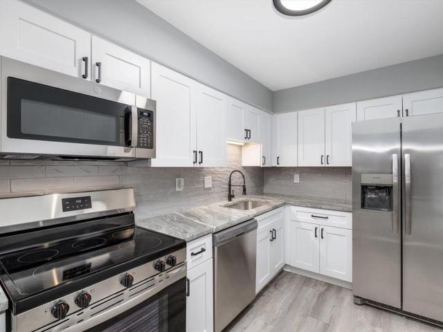 Apartment for rent in Commerce Township, Michigan