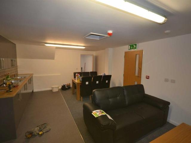 Room for rent in Wigan Pier, Wigan