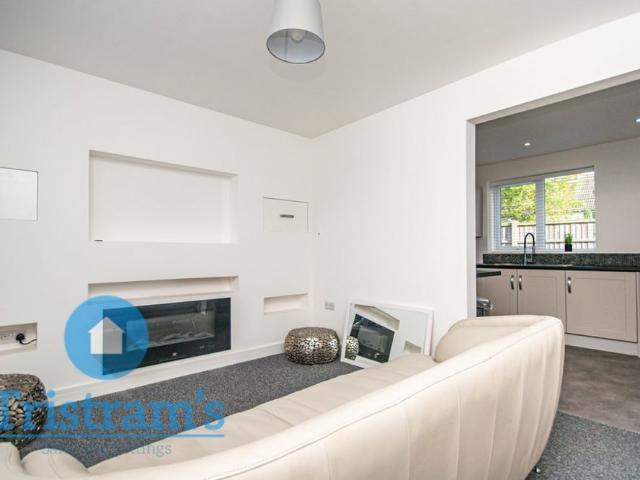 House for rent in Lenton Abbey, Haddon