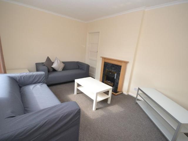 Room for rent in Clifton, Haddon