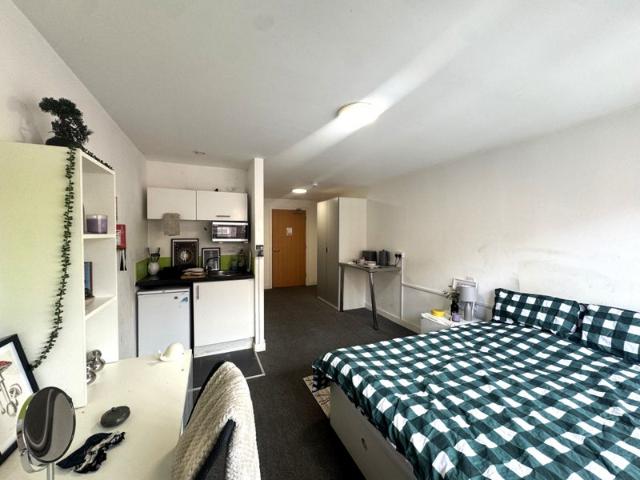 Studio for rent in Black Friars, Old Wharf