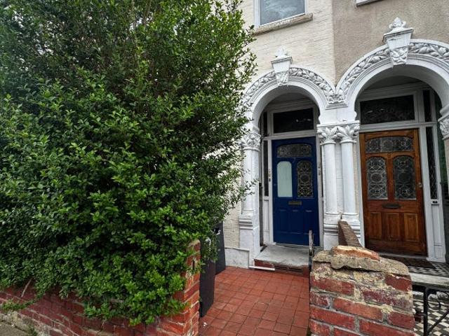 Studio for rent in Streatham, Greater London