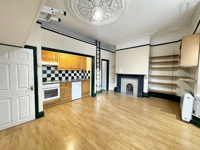 Apartment for rent in Rumwell, Somerset