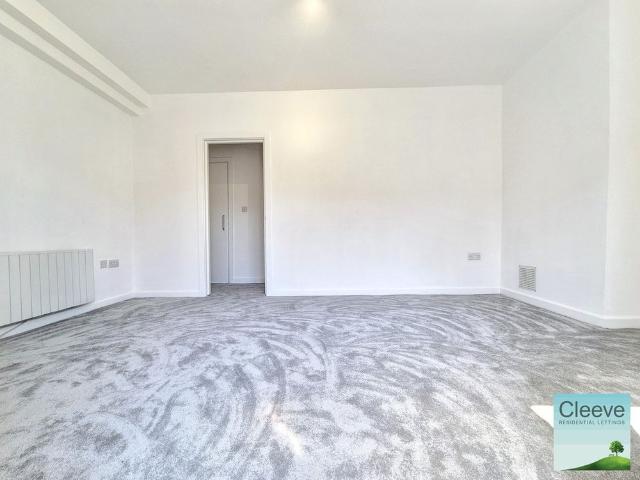 Apartment for rent in Ewens Farm, Golden Valley