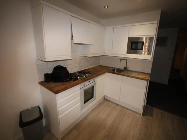 Studio for rent in West Yorkshire