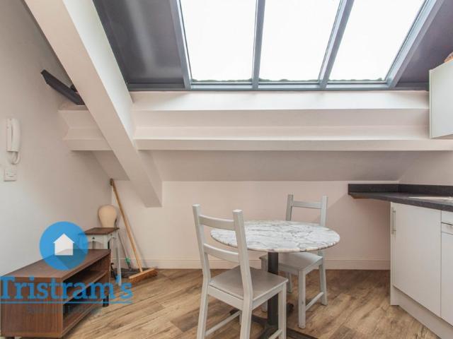 Studio for rent in St Ann's, Haddon