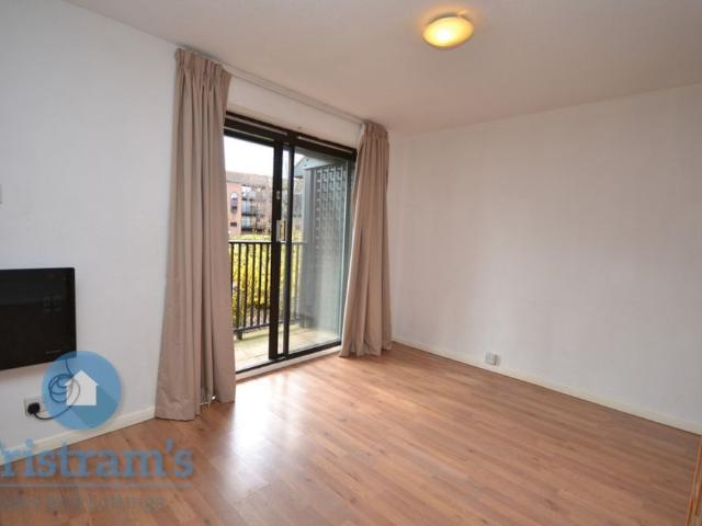 Studio for rent in Haddon, East Midlands