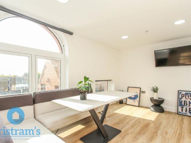 Room for rent in Old Lenton, Haddon