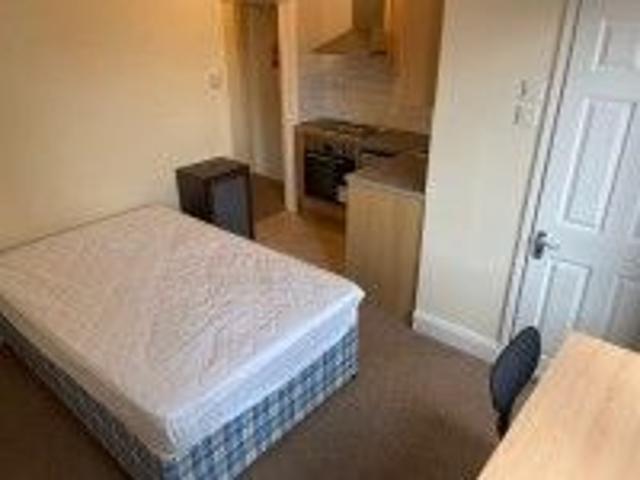 Studio for rent in The Slade, Oxfordshire