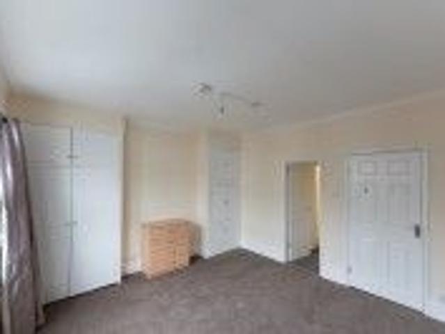 Studio for rent in The Slade, Oxfordshire