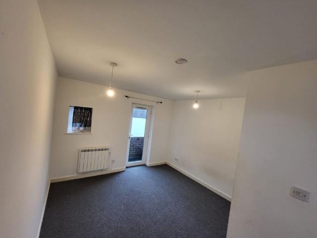 House for rent in Spring Park, Luton