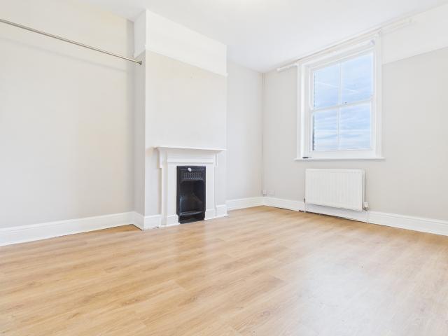 Room for rent in Luton, Chatham