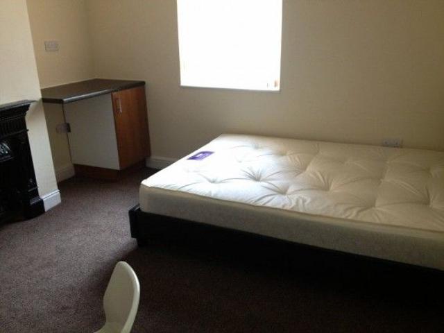 Room for rent in West Midlands