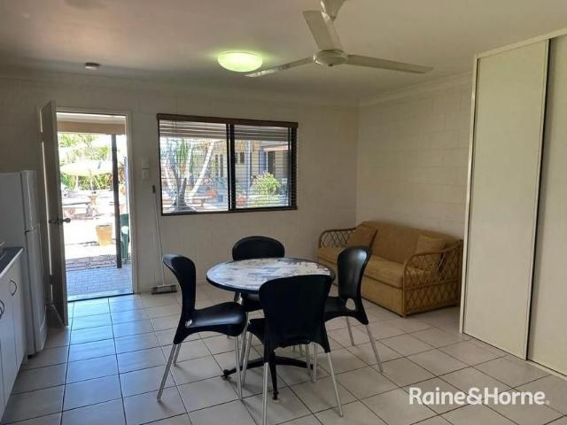 Apartment for rent in Saunders Beach, Queensland