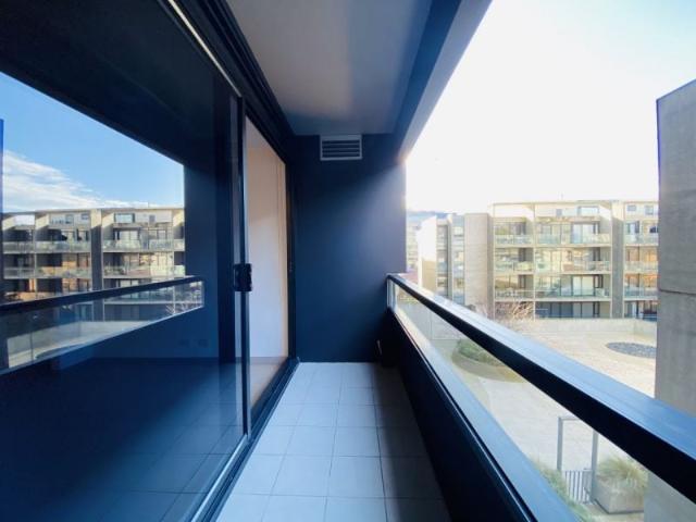 Apartment for rent in Carlton